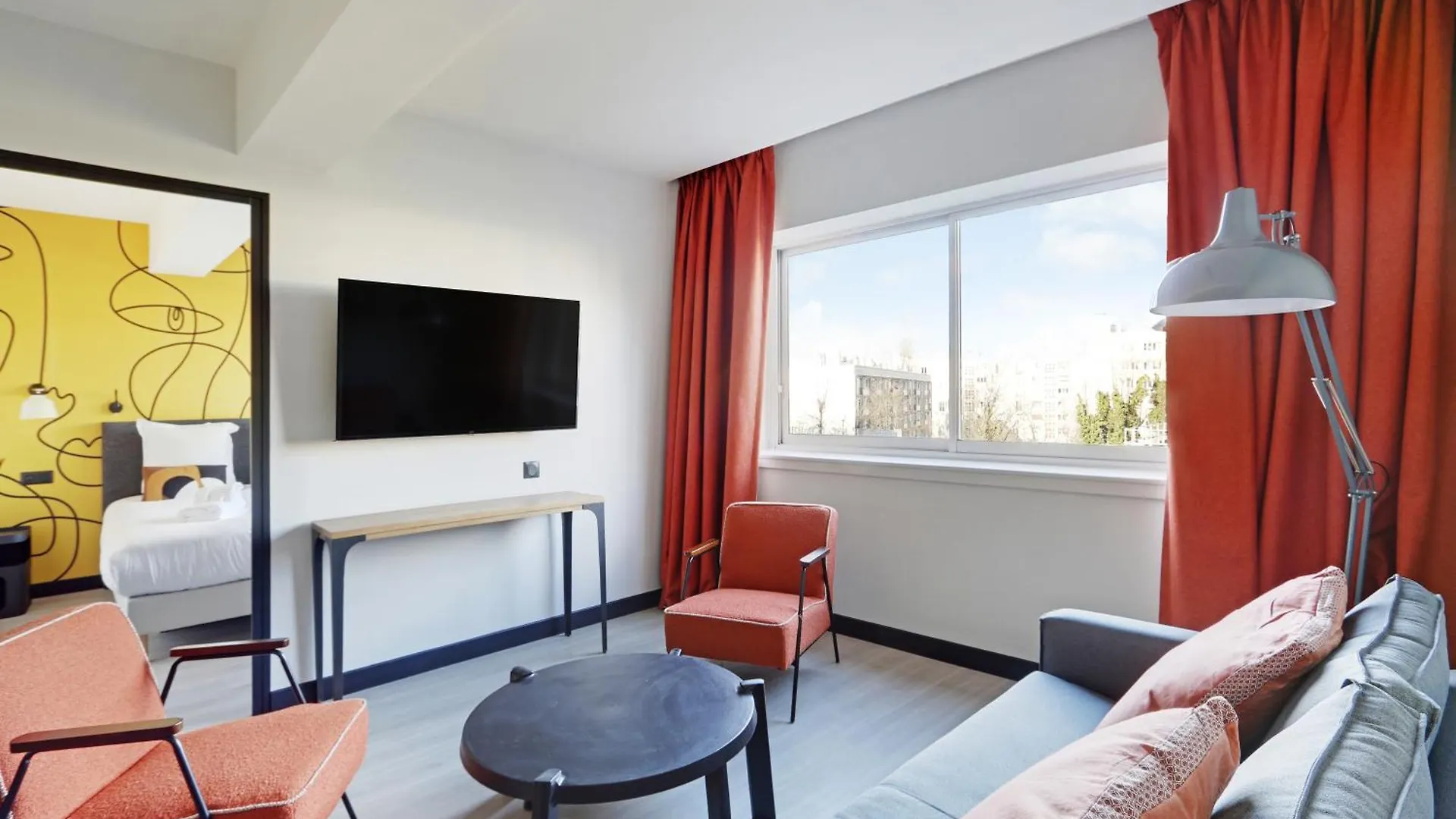 Pick A Flat'S Apartments In In Parc Des Buttes Chaumonts - Rue Edouard Pailleron Parigi