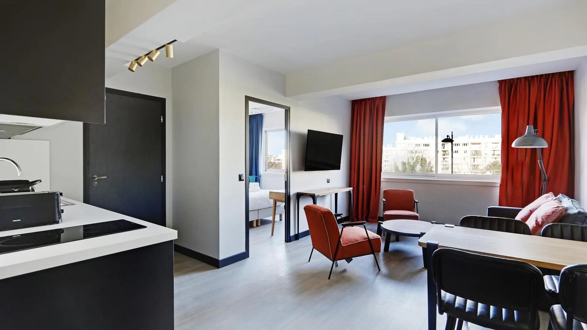 Pick A Flat'S Apartments In In Parc Des Buttes Chaumonts - Rue Edouard Pailleron Parigi