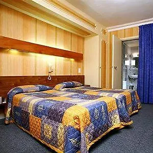 2* Otel Modern Est